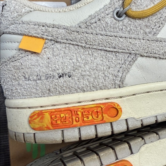 Off white dunk lot 34 - Picture 5 of 7